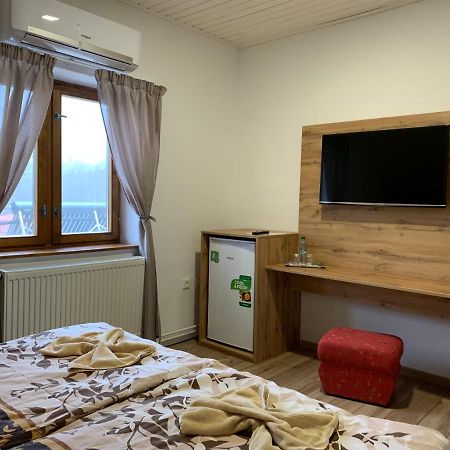 Ranc Pod Babicou Hotel Bojna Exterior foto