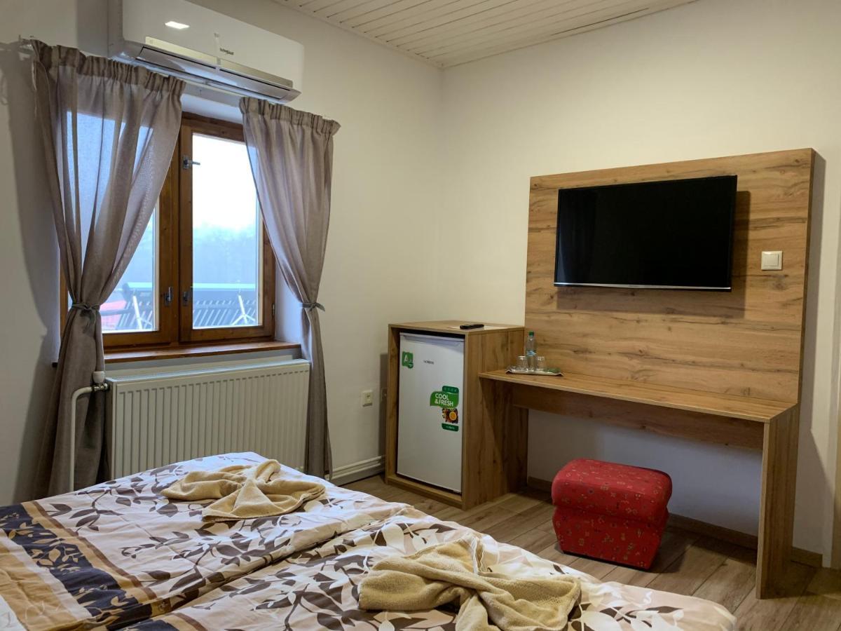 Ranc Pod Babicou Hotel Bojna Exterior foto